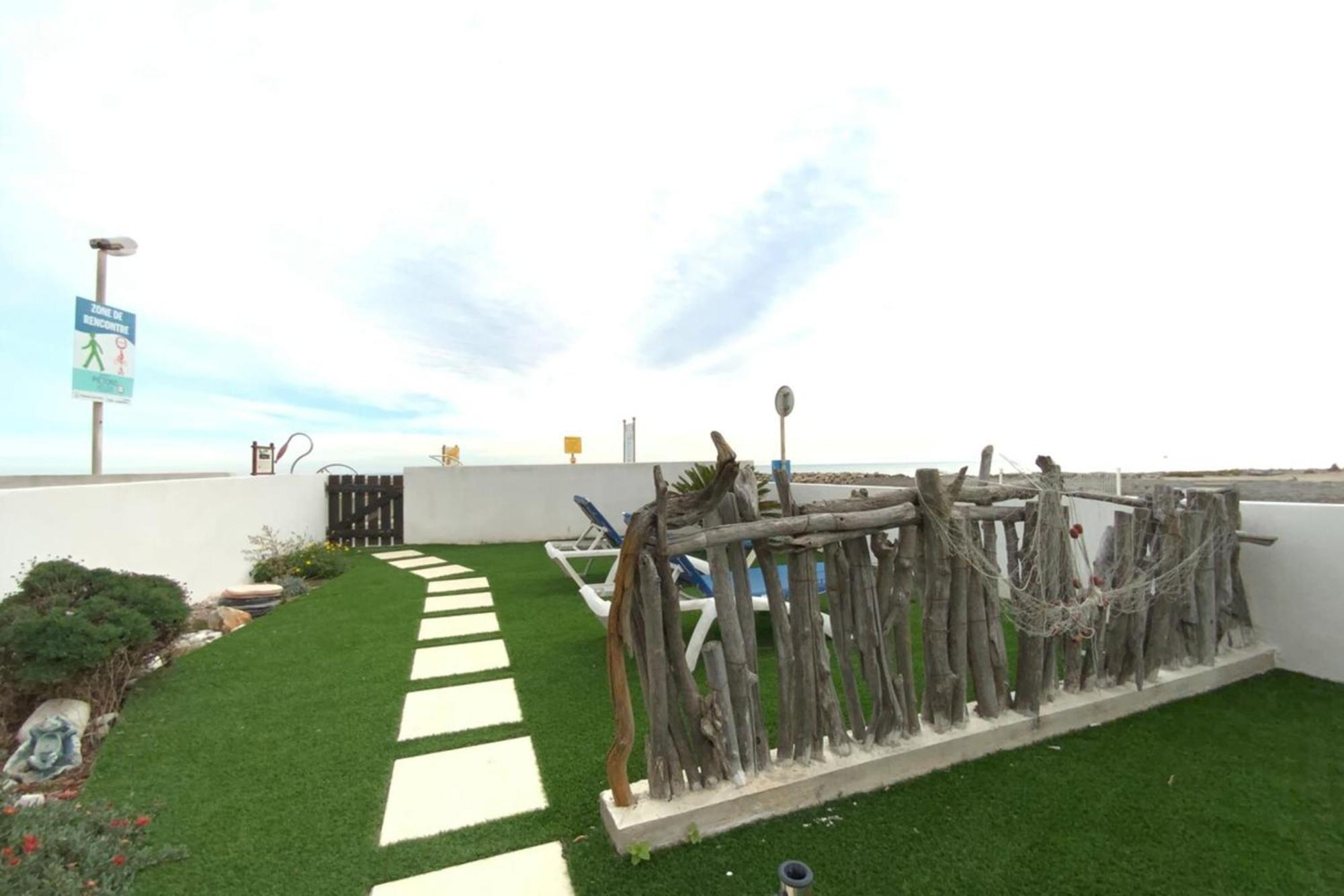 The Bishopric Of Maguelone-t3 Facing The Seacanal With Air Conditioning Apartment *